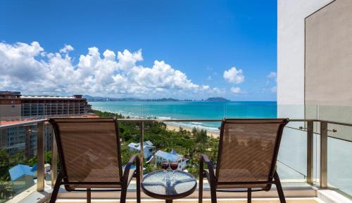 Deluxe King or Twin Room with Terrace