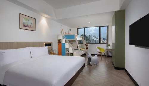 1 King 1 Bunk bed Premium Kids Theme