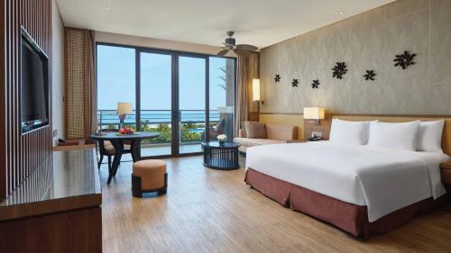 Premium King Room