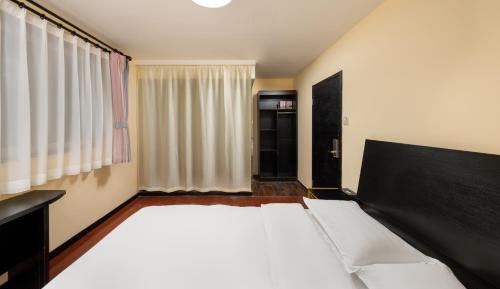 Mainland Chinese Citizen - Budget Double Room