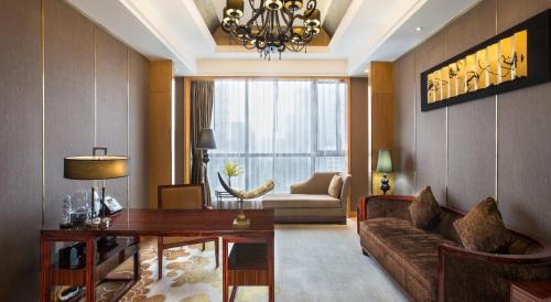 Presidential King Suite - Top Floor