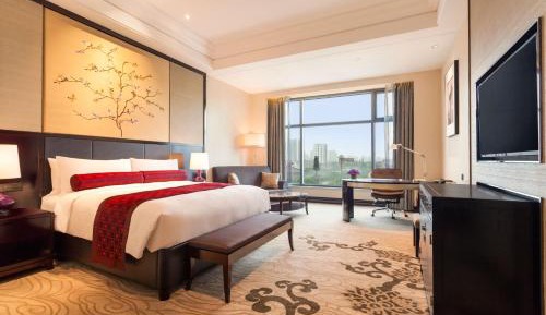 Premier King Room