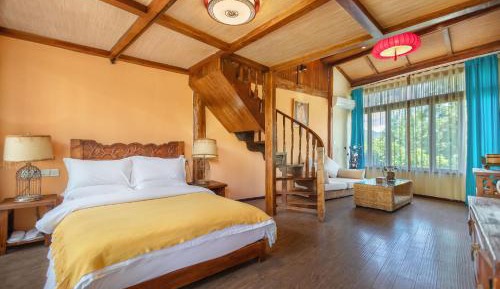 Superior Twin Room with Garden View