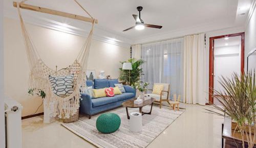 Apartment with Balcony