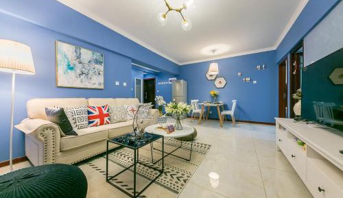Apartment with Balcony