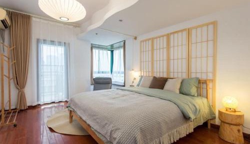 Apartment with Balcony