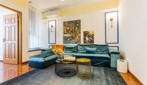 Apartment with Balcony