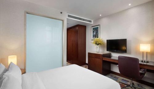 Queen Room - Non-Smoking