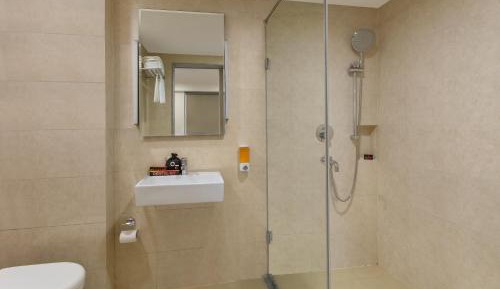 D-Luxe Queen Room