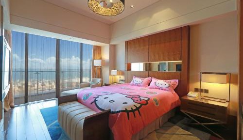 Deluxe Seaview Family 