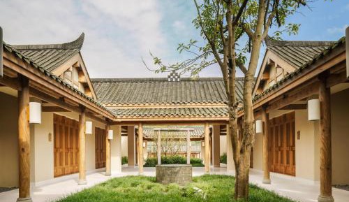 Courtyard Hot Spring Suite