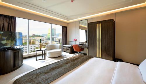 Deluxe Double Room with City View