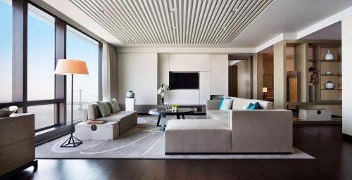 Executive King Suite