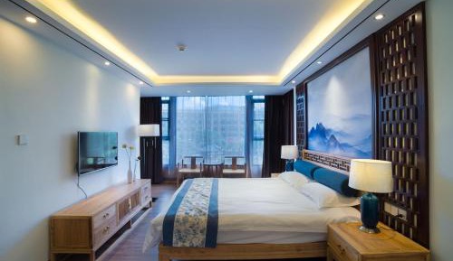 Deluxe Double Room with River View