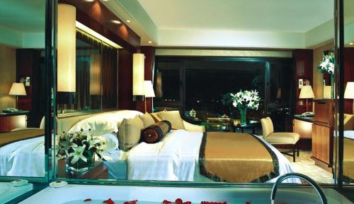 Executive King Bed Room