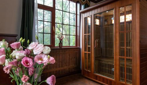 Suite with Sauna