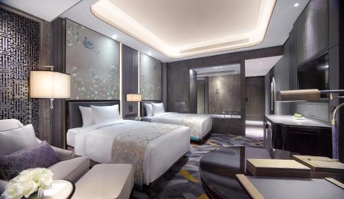Grand Deluxe Twin Room