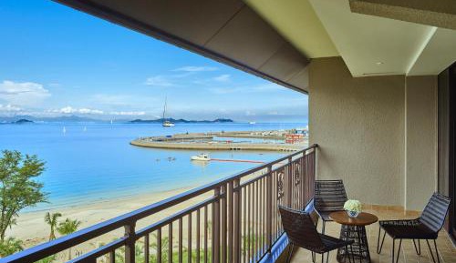 Executive Sea View Queen Room