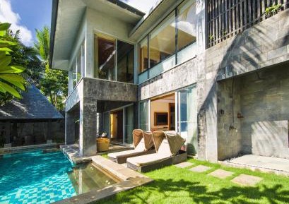 Villa - Beach Front