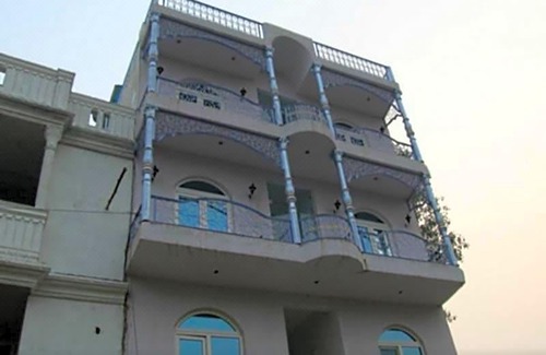 Taj Ganj Hotel | Maya Hotel & Restaurant