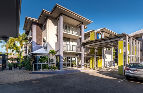 Cairns Hotel | Southern Cross Atrium Apartments