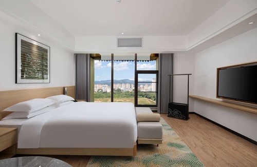 Yunjinghong Hotel | Microtel By Wyndham Xishuangbanna City Center