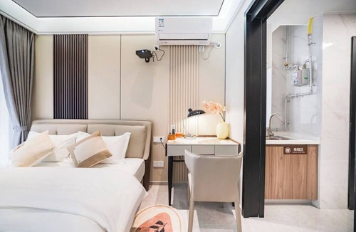 Central Business District Apartment | Shenzhen Bosten Apartment GangxiagSubway