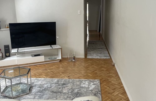 Ashfield Villa | Sunny one bedroom villa in a quite and relaxing area, 20 minutes from CBD