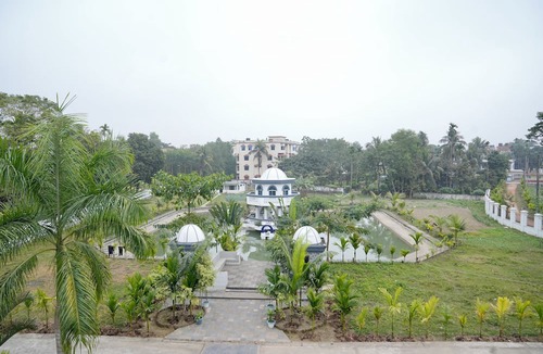 Maulvi Bazar Apartment | Salam Palace near Goala bazar holiday apartments in a village open swimming pond