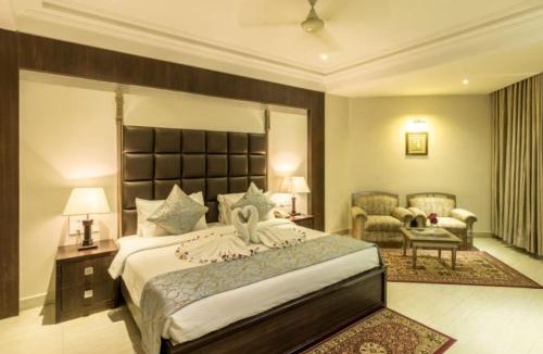 Varanasi Hotel | The Amayaa Varanasi