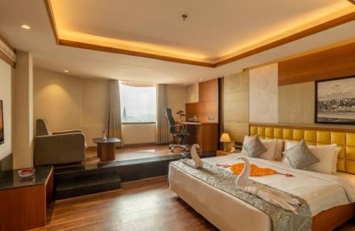 Varanasi Hotel | The Amayaa Varanasi
