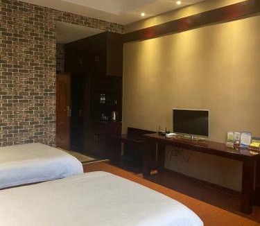 Luxi Hotel | 芒市金之源酒店