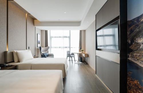 Dongxiaotun Hotel | Atour Hotel Handan New Century