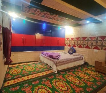 Srinagar House | Adil Paying Guest House