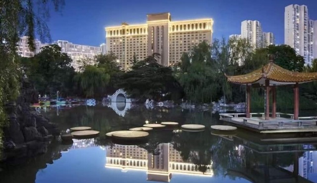 huayang plaza hotel