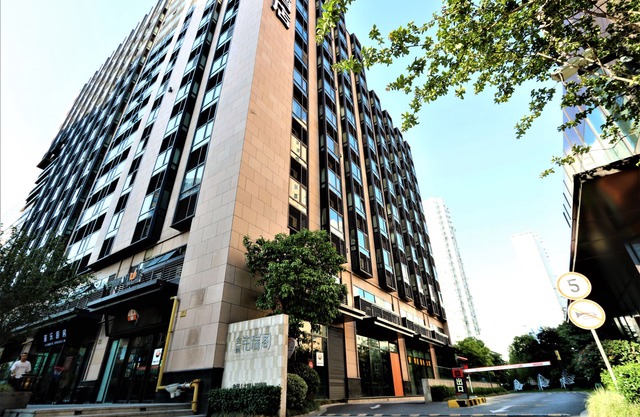 Yuju Apartment Hotel (Shanghai Dapuqiao)